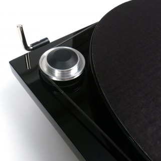 Проигрыватель пластинок Pro-Ject Essential III Recordmaster OM10 Piano