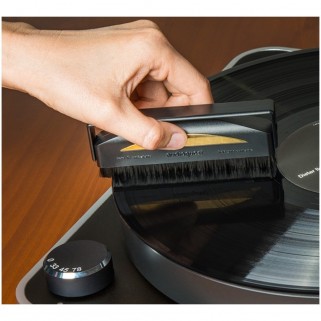 Щетка Audioquest Anti-Static Record Brush